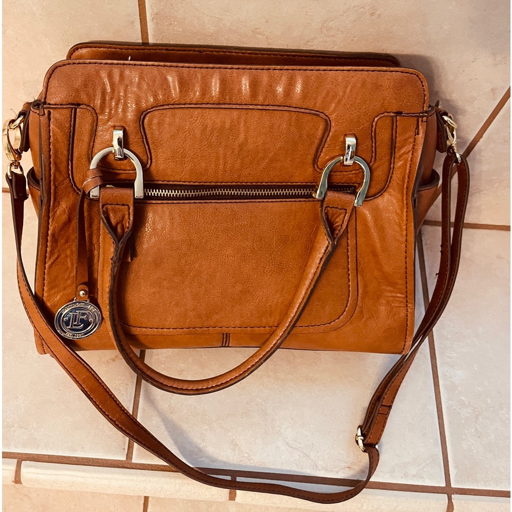 London fog Belmont satchel. Like new